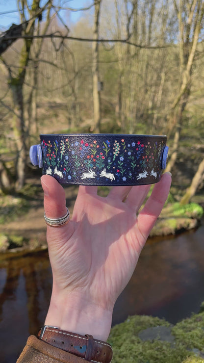 F L O R A L ∘ B U N N I E S ∘ B I O T H A N E ∘ F I S H T A I L ∘ C O L L A R